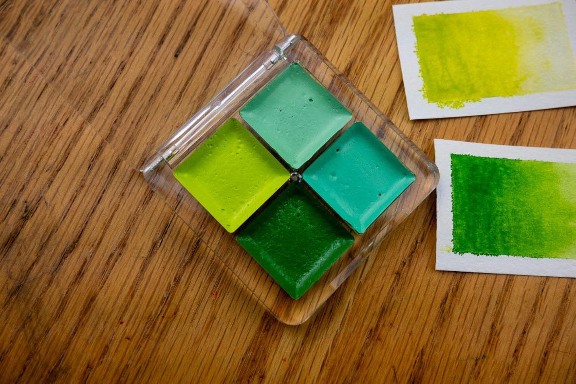 Peppermint Mambo ~ Watercolors Paints set